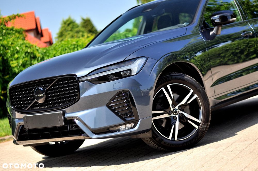 Volvo XC 60 B4 D R-Design - 8