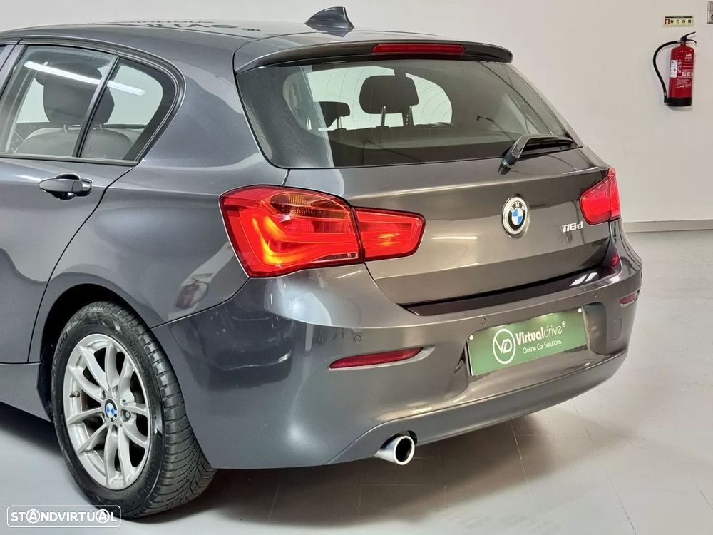 BMW 116 d EfficientDynamics - 10