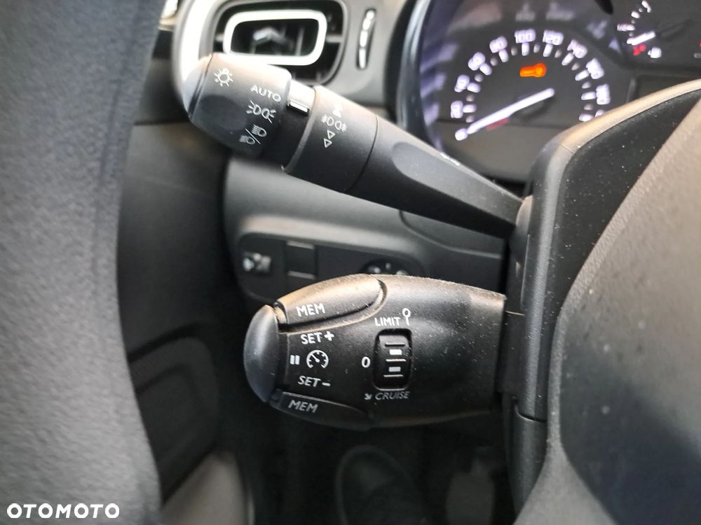 Citroën C3 1.2 PureTech Shine - 16