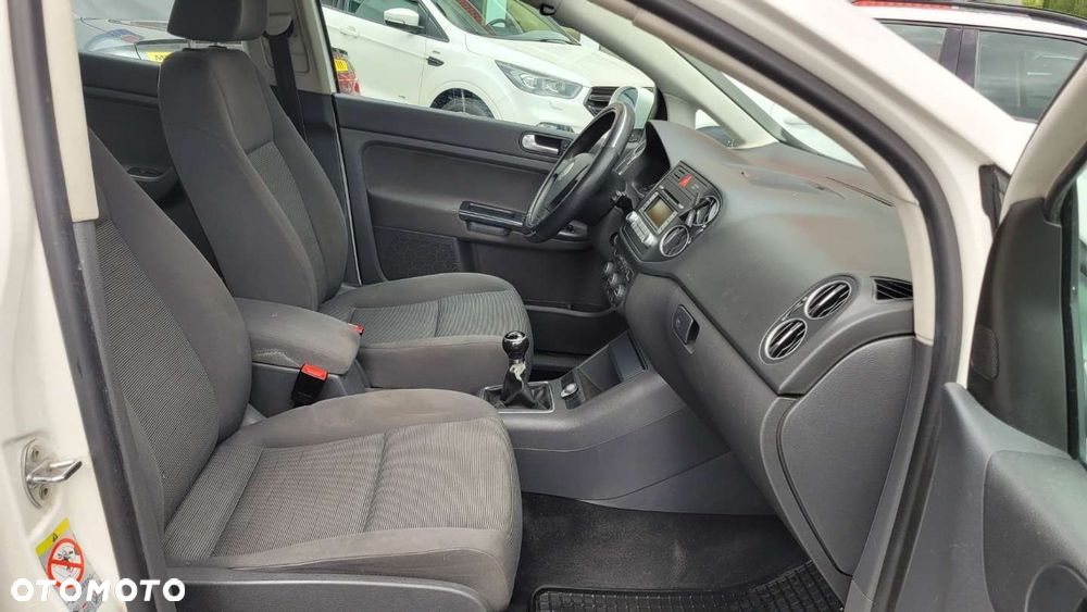 Volkswagen Golf Plus - 32