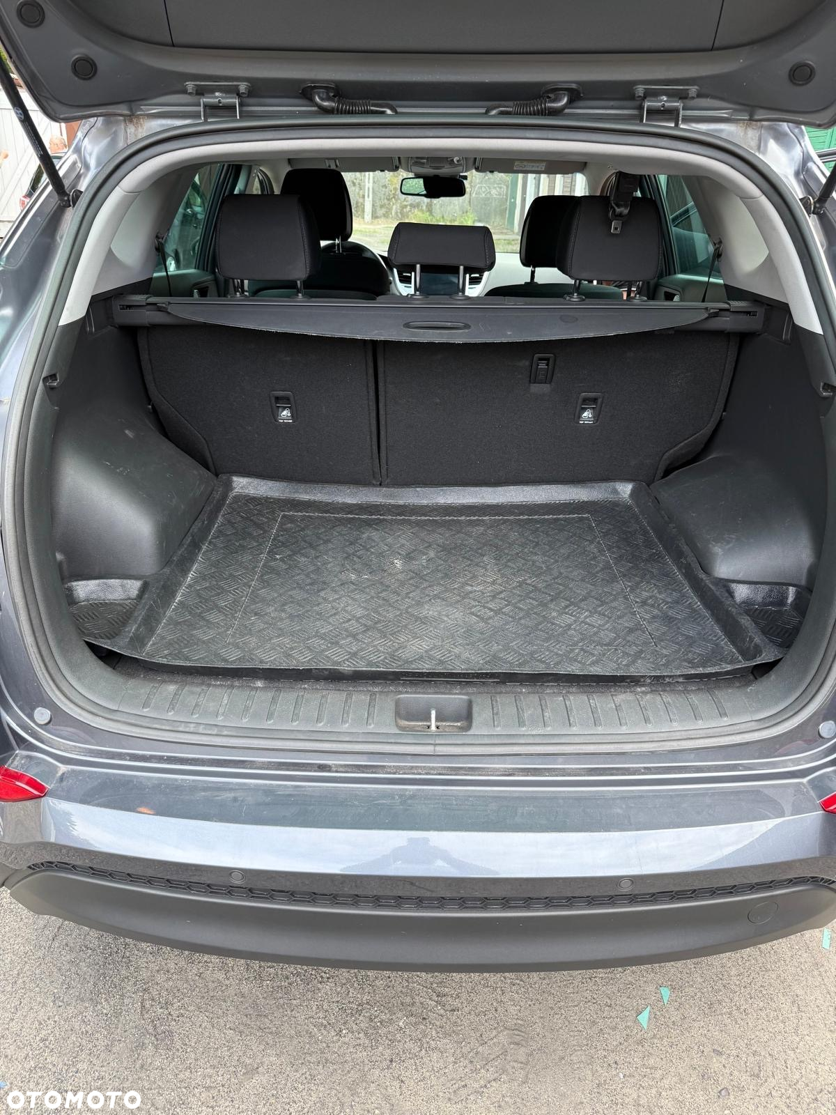 Hyundai Tucson - 16