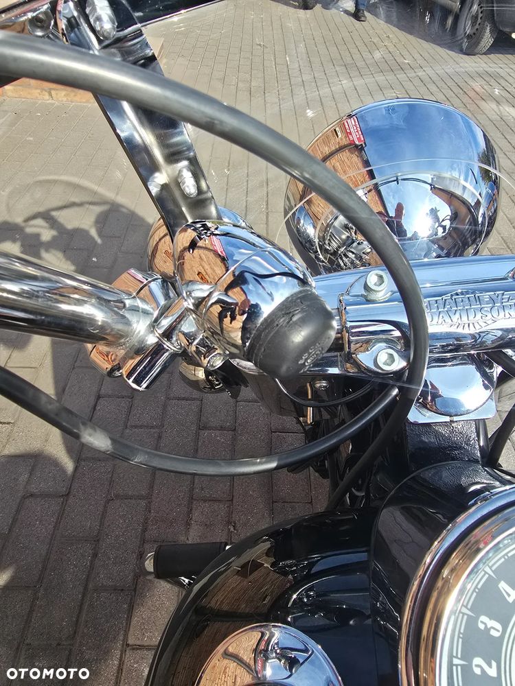 Harley-Davidson Softail Heritage Classic - 17