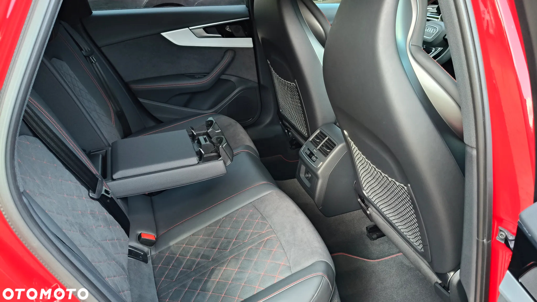 Audi A4 Avant 40 TFSI S tronic S line - 22