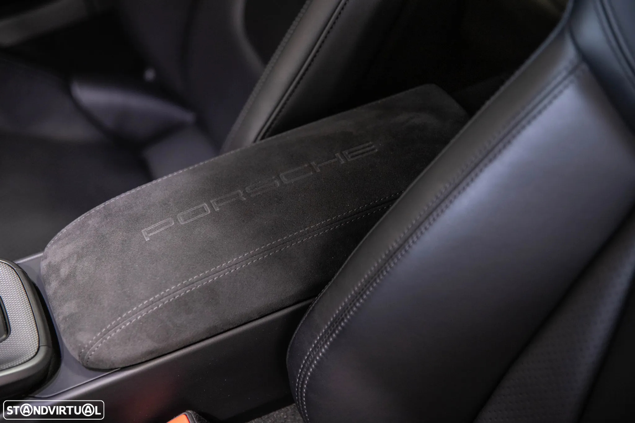 Porsche 911 (992) Carrera PDK - 36