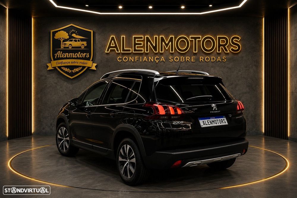 Peugeot 2008 1.2 PureTech Allure EAT6 - 3
