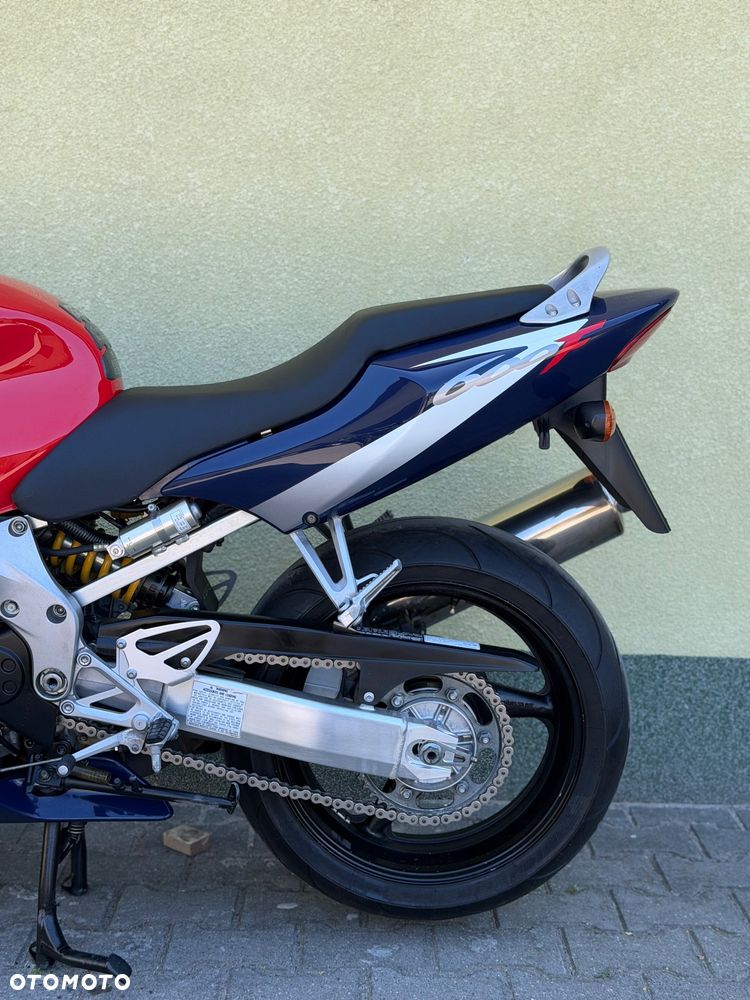 Honda CBR - 23