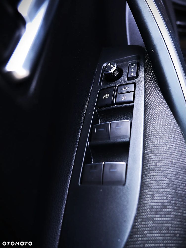 Toyota Corolla 1.8 Hybrid Style - 13