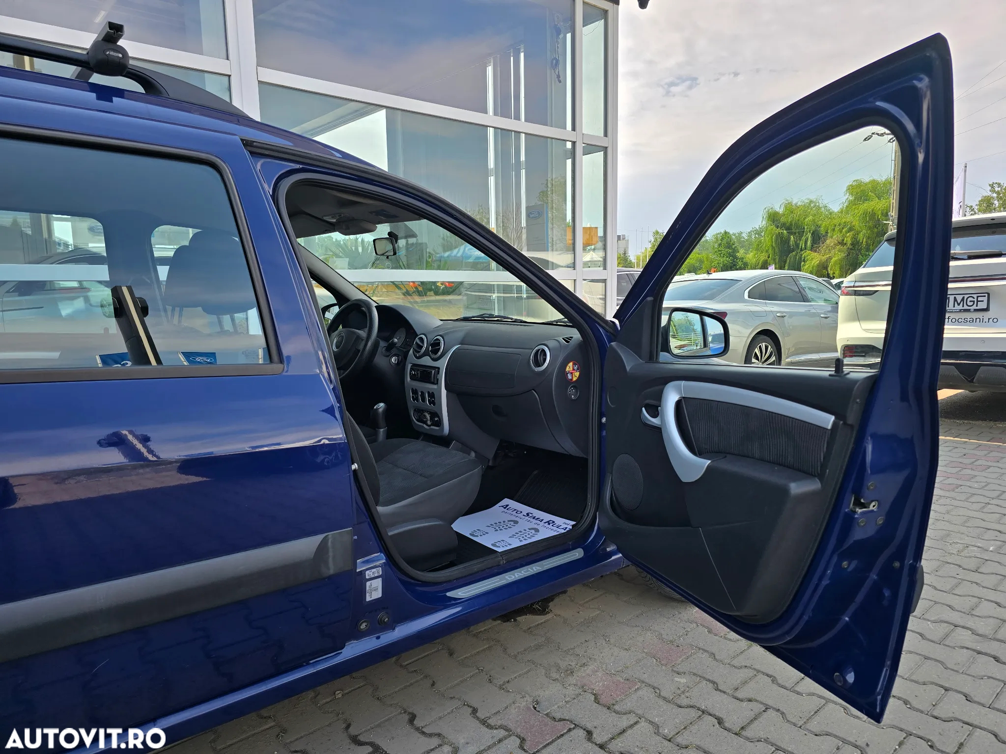 Dacia Logan MCV 1.6 Laureate - 9