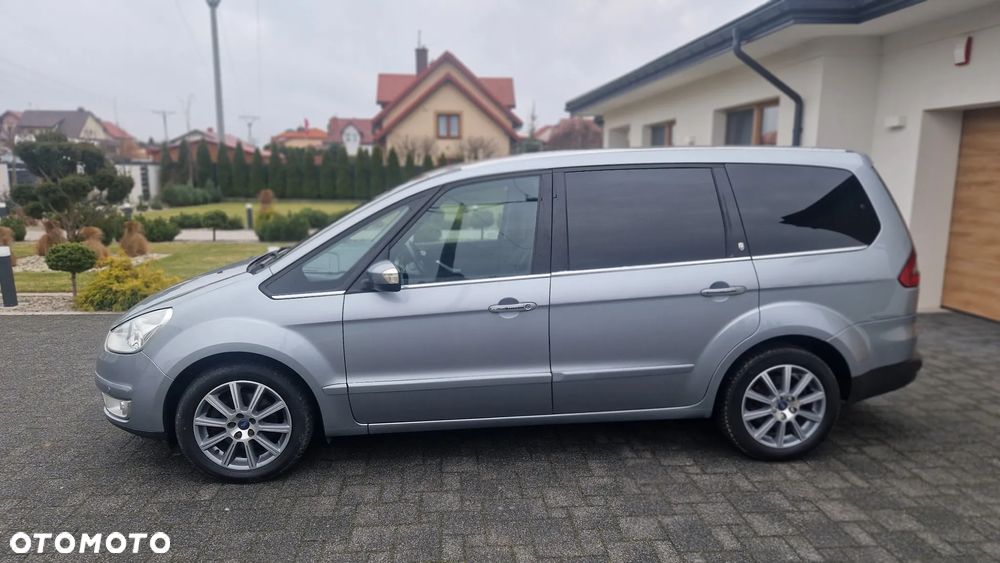 Ford Galaxy 2.0 TDCi Ghia - 23
