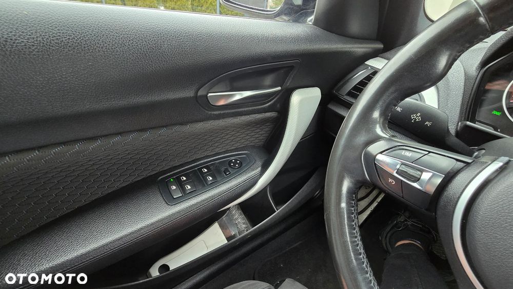 BMW Seria 1 118i M Sport - 29