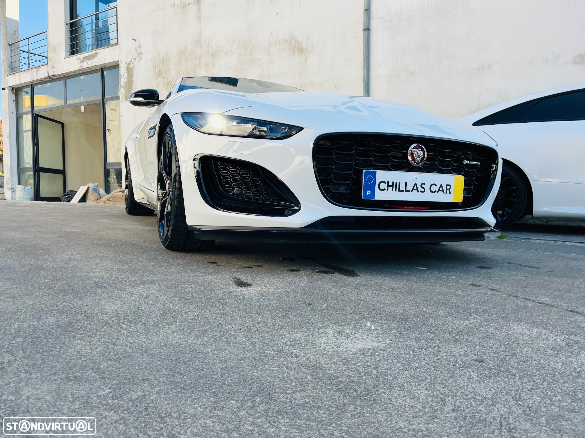 Jaguar F-Type 2.0 i4 R-Dynamic Black - 5