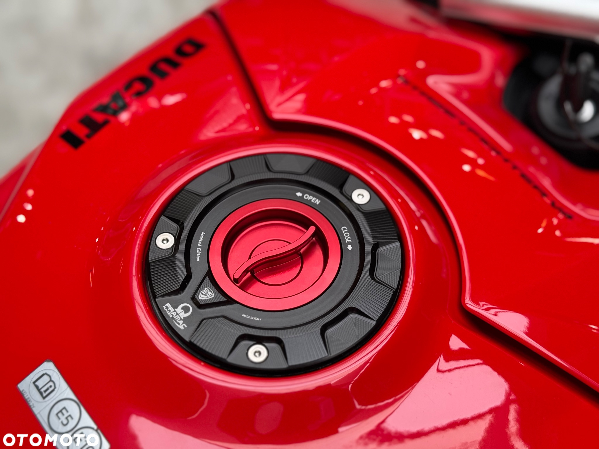 Ducati Streetfighter V4 - 13