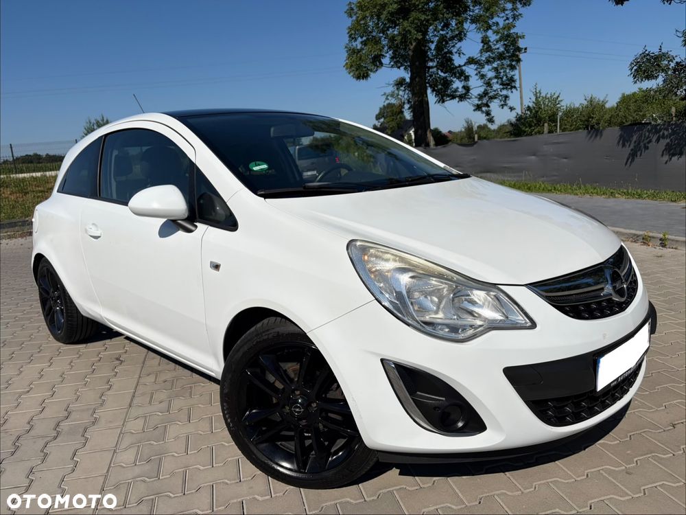 Opel Corsa 1.4 16V Cosmo - 2