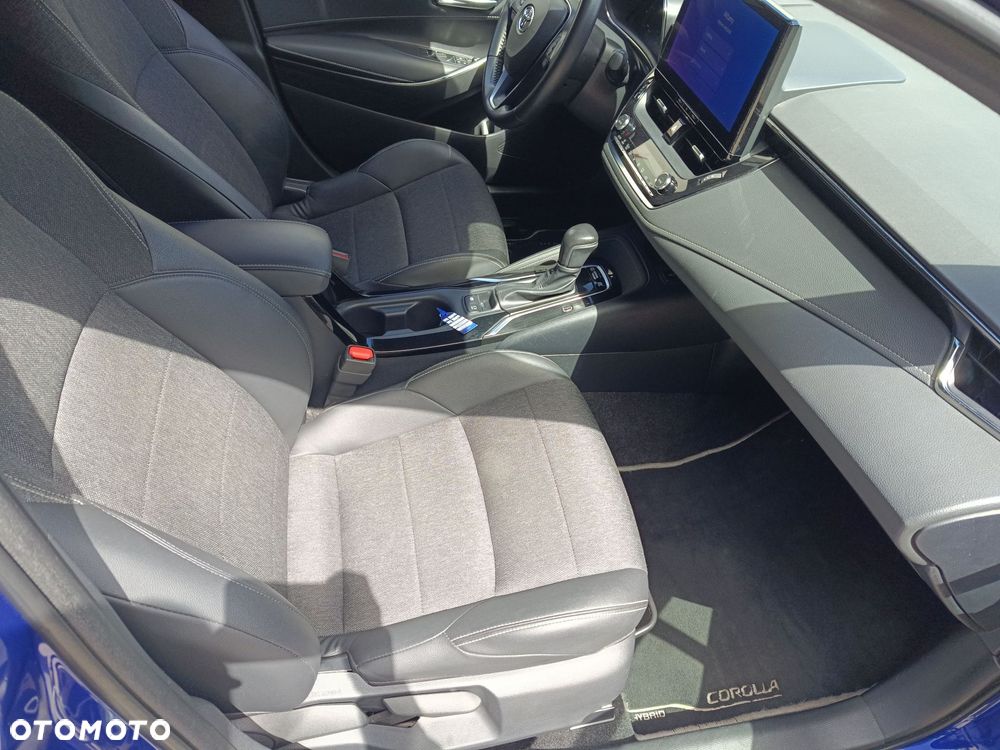 Toyota Corolla 1.8 Hybrid Style - 14