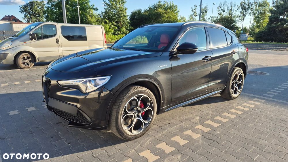 Alfa Romeo Stelvio 2.0 Turbo 16V AT8-Q4 Veloce - 1