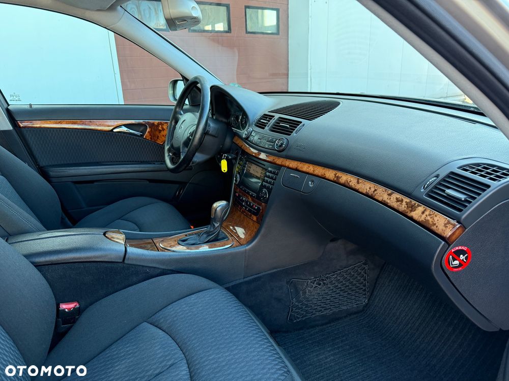 Mercedes-Benz Klasa E - 30