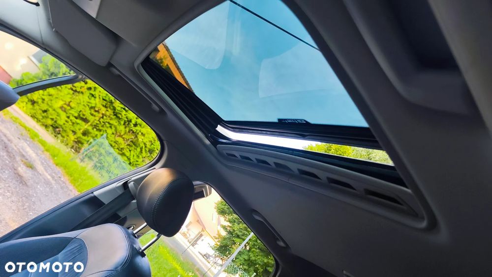 Ford Mondeo 2.0 TDCi Titanium S - 32