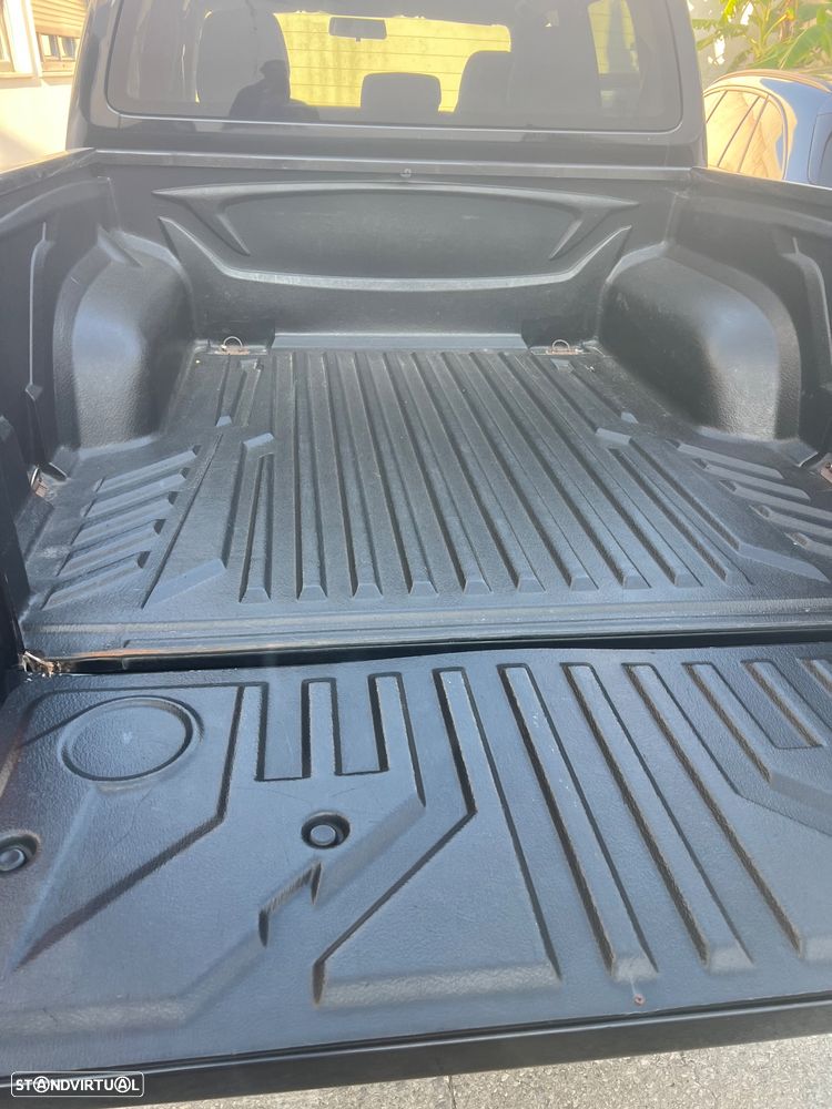 VW Amarok 2.0 TDi CD Extra AC CM 4Motion - 9