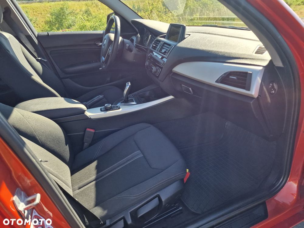 BMW Seria 1 118i - 6