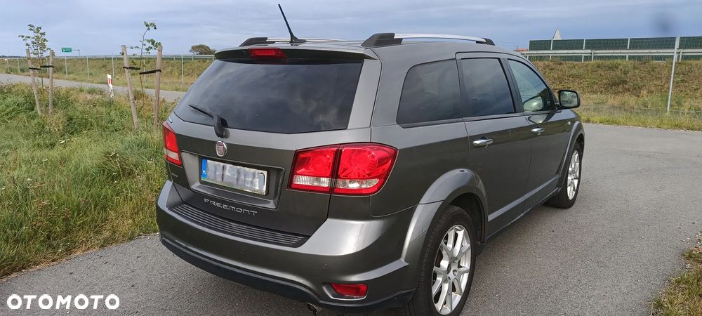 Fiat Freemont 2.0 Multijet Lounge AWD - 4