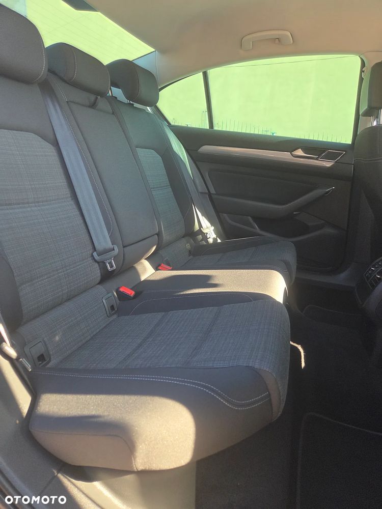 Volkswagen Passat 1.5 TSI EVO Business DSG - 15