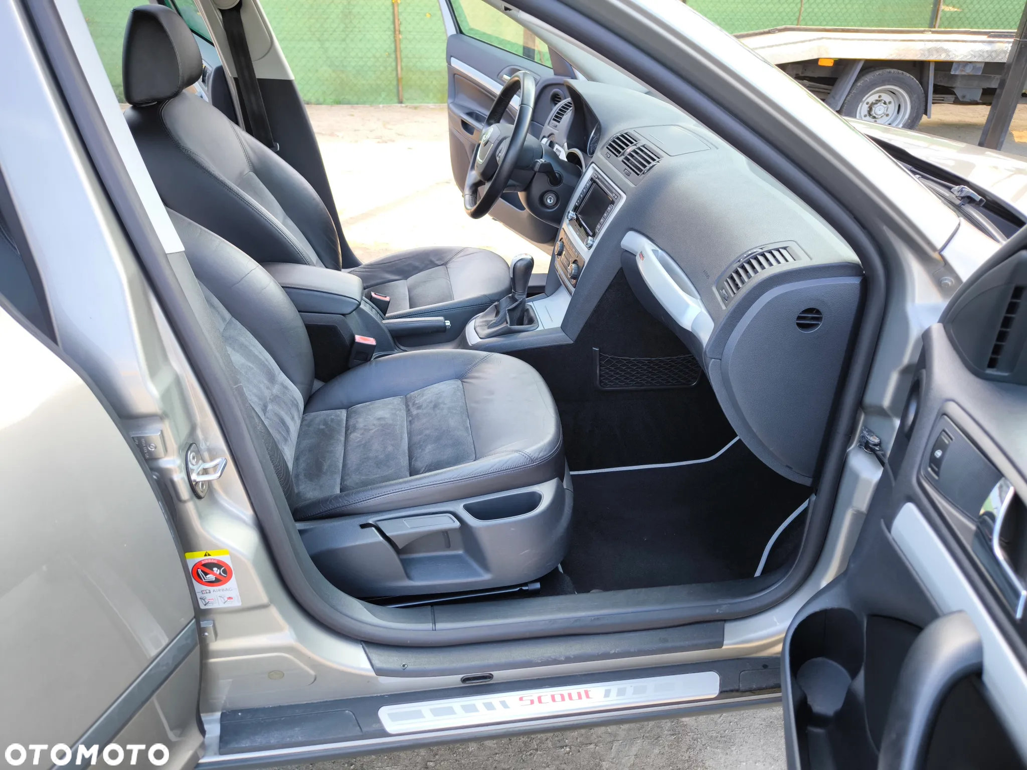 Skoda Octavia Combi 1.8 TSI 4x4 Scout - 16