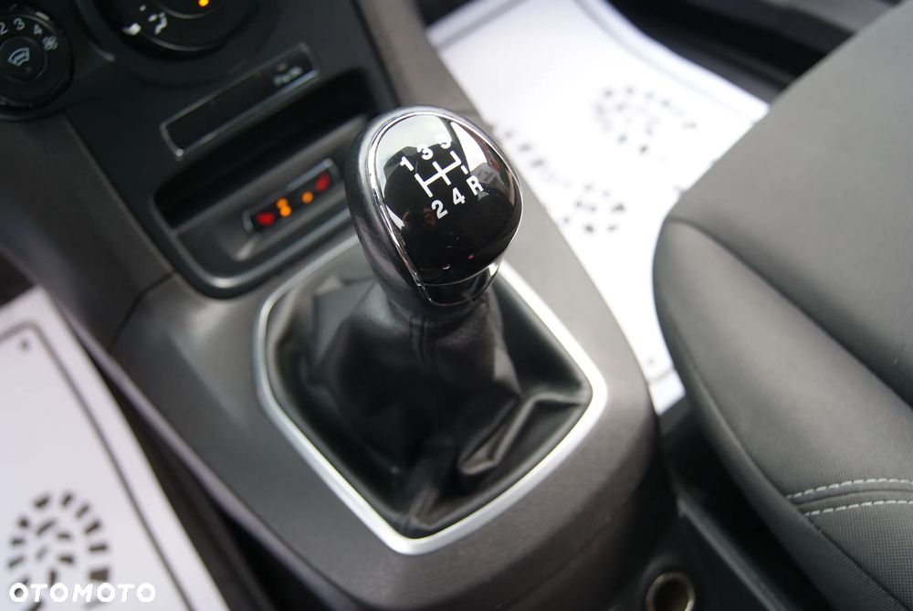 Ford Fiesta 1.25 Silver X Plus 2 (Titan.) EU6 - 29