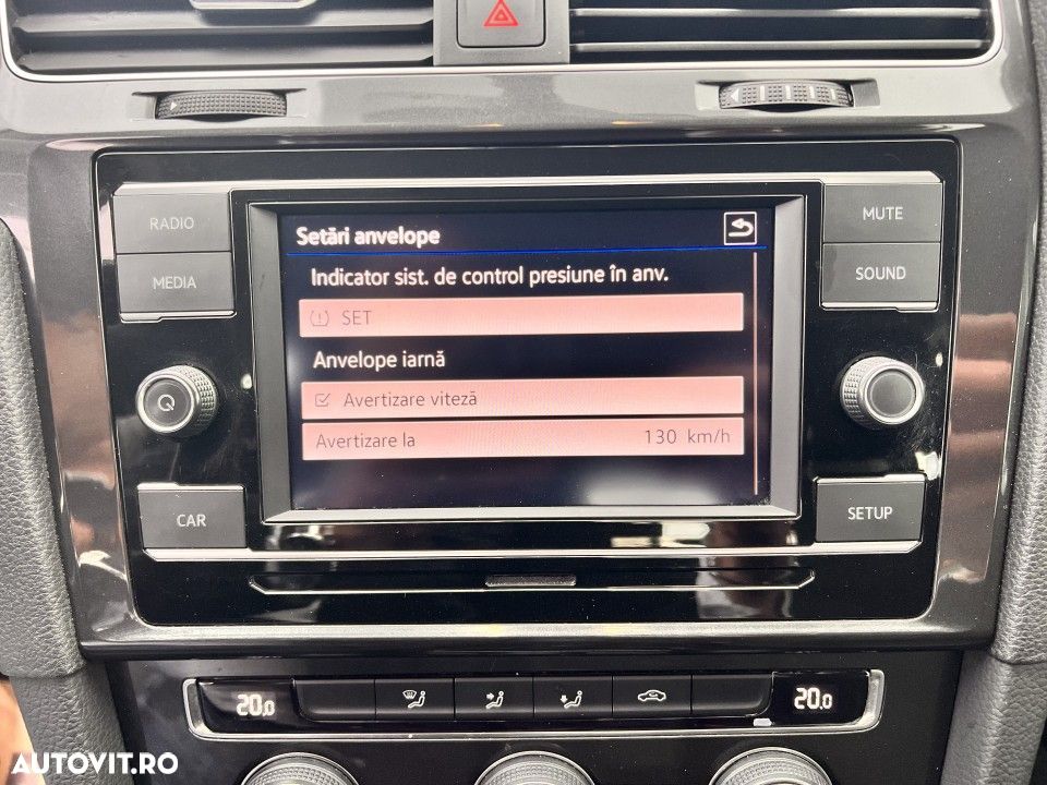 Volkswagen Golf - 19