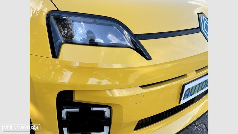 Renault 5 E-Tech 52 kWh Techno Autonomia Conforto - 9