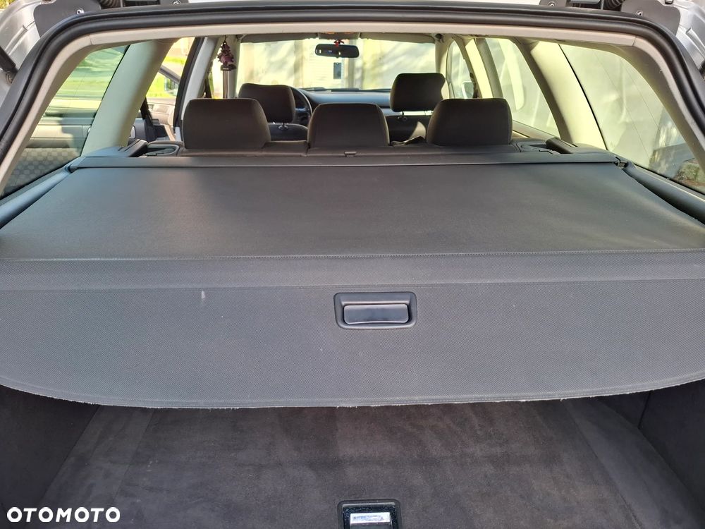 Audi A6 Avant 2.5 TDI - 19