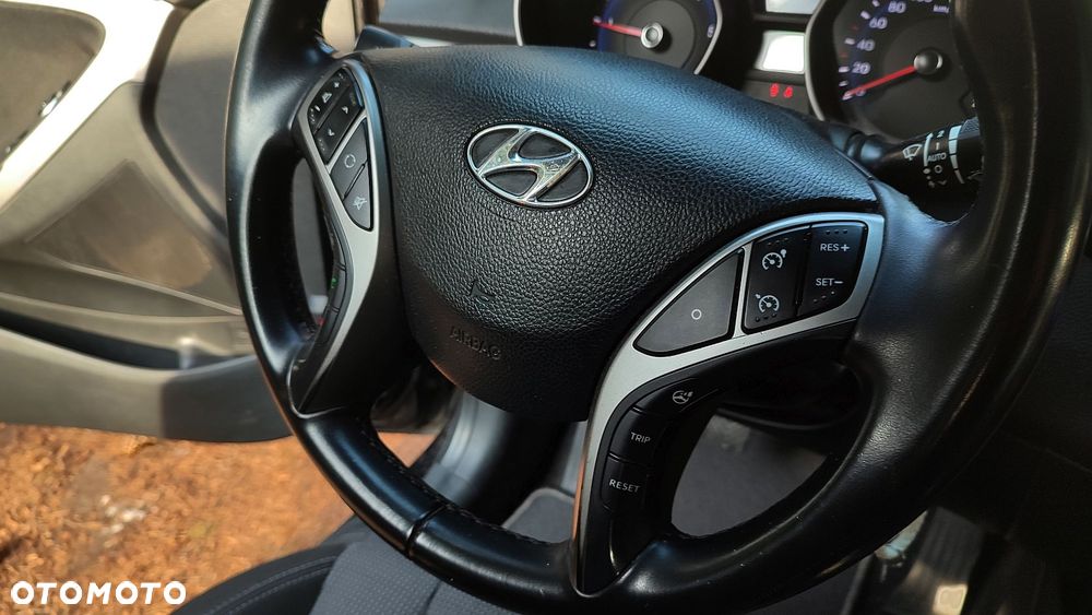 Hyundai i30 1.6 CRDi Premium - 28