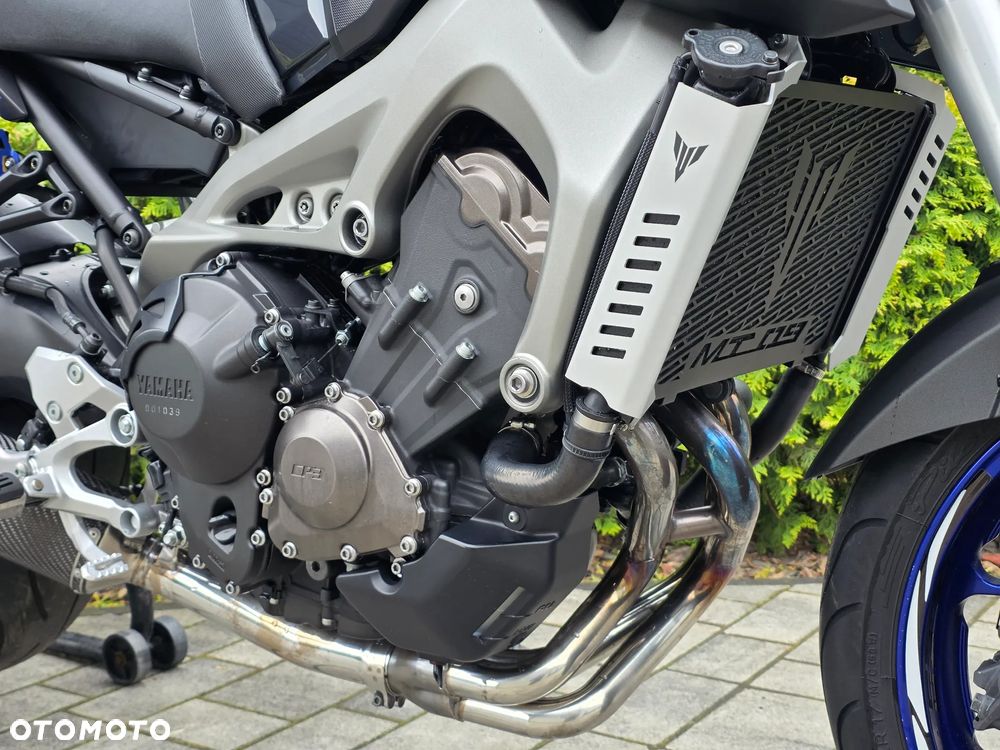 Yamaha MT - 8