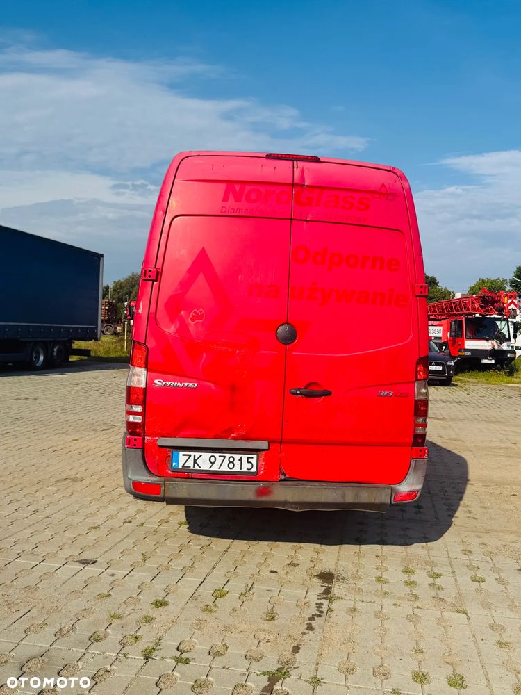 Mercedes-Benz 313 2010 r extra long - 4