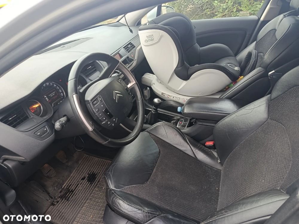 Citroën C5 2.0 HDi Exclusive - 19
