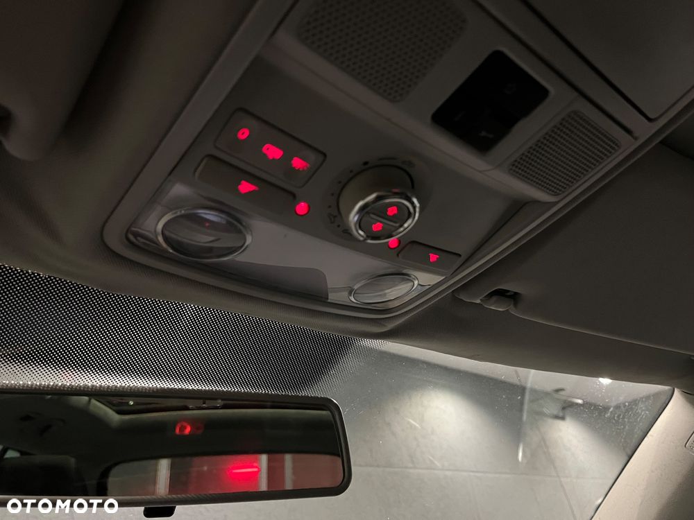 Volkswagen Tiguan 2.0 TDI 4Mot Sport&Style - 19