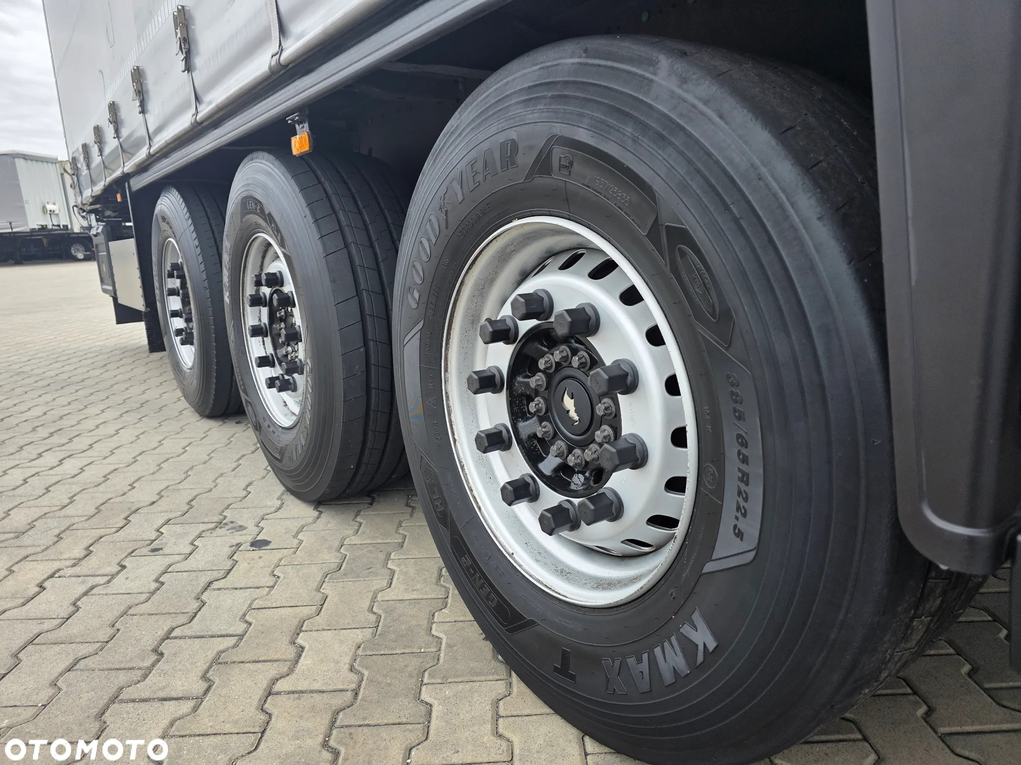Schmitz Cargobull Cargobull SCB S3 STANDARD FIRANKA OŚ PODNOSZONA , Z DE SUPER STAN !!! - 12
