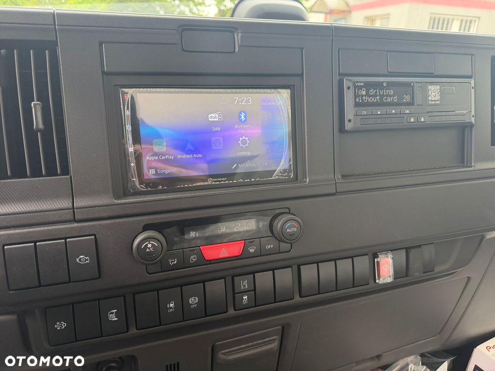 Isuzu F14 - 9