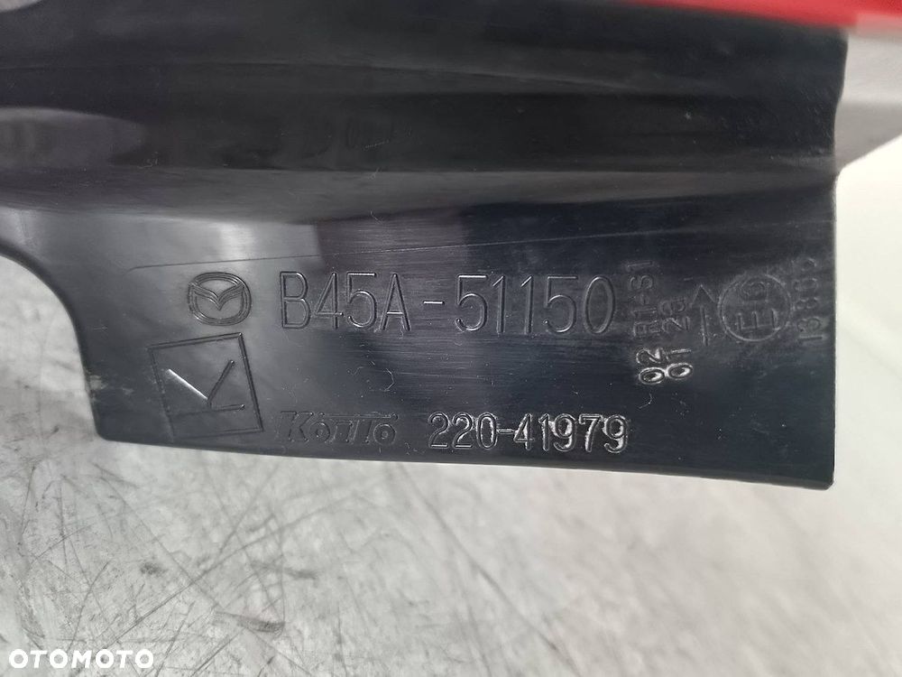 LAMPA TYLNA PRAWA MAZDA 3 III B45A-51150 220-41979 B45A-51150 220-41979 - 6