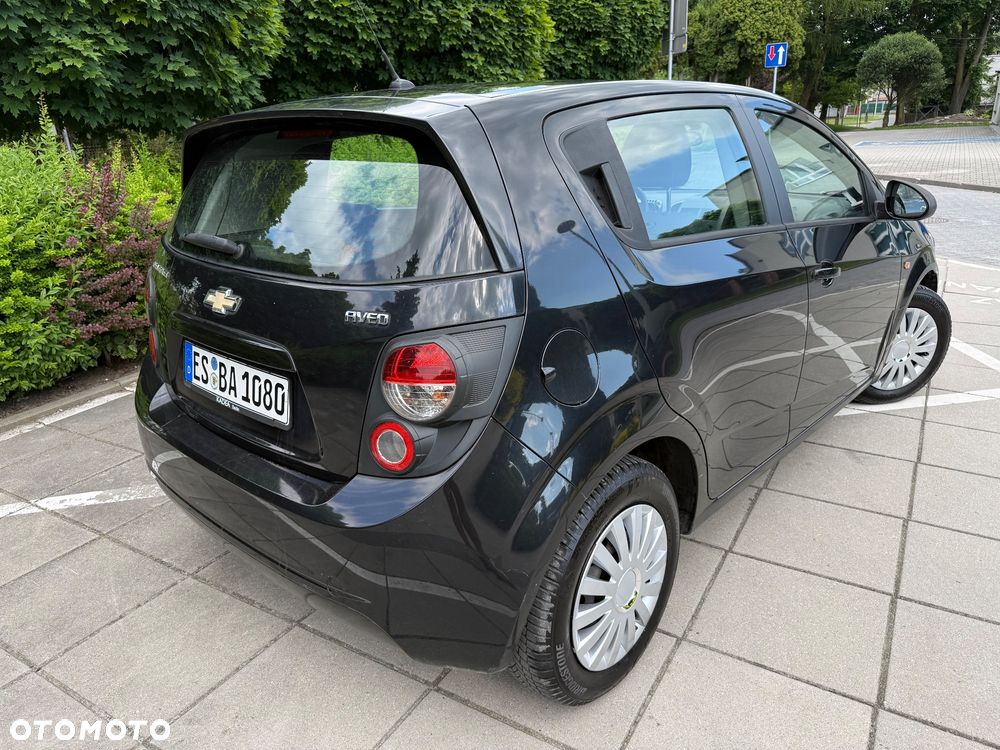 Chevrolet Aveo 1.2 LT - 19