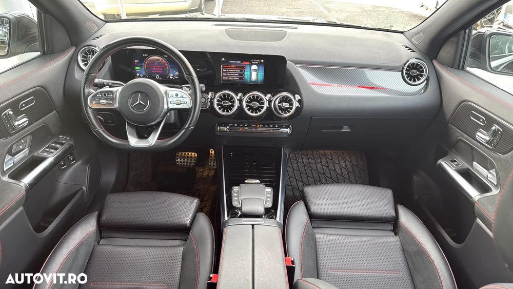 Mercedes-Benz GLA - 20