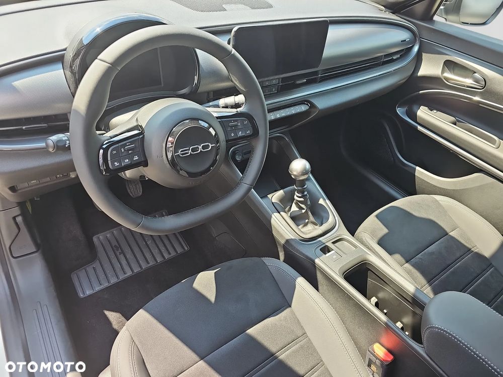 Fiat 600 1.2 Turbo Sport - 13