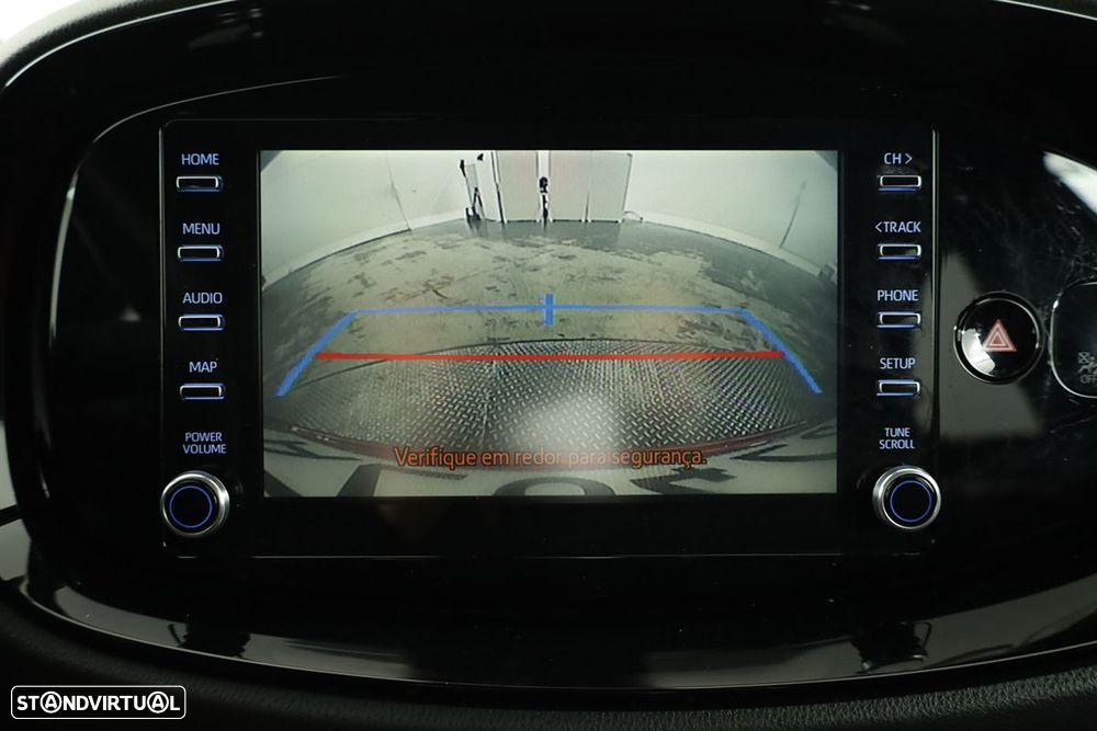 Toyota Aygo 1.0 X-Play - 11