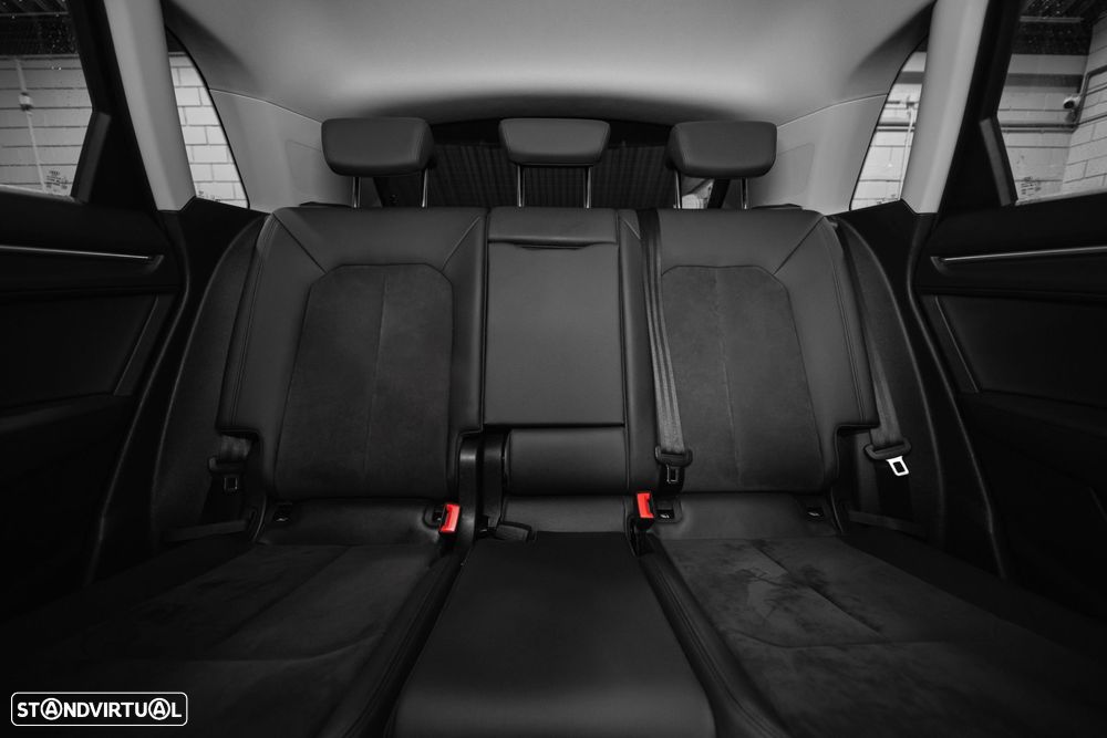 Audi Q3 45 TFSIe S line S tronic - 11