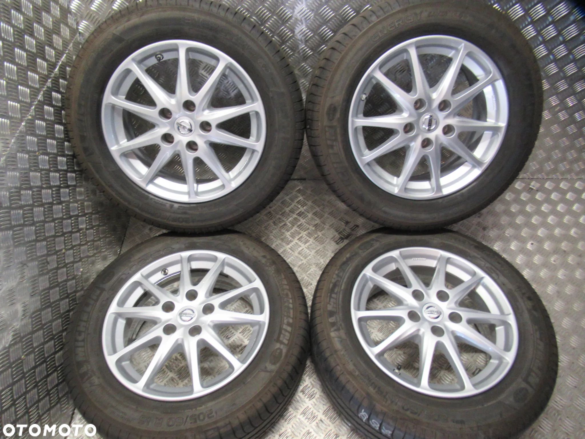 Koła Nissan Juke Pulsar Leaf 6,5Jx16 et40 5x114,3 CZUJNIKI - 1