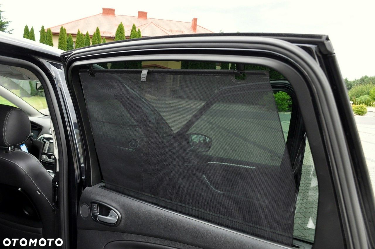 Ford S-Max - 21