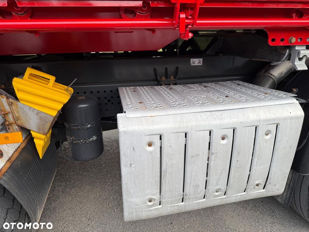 Mercedes-Benz Arocs 4148 8x4 - 30