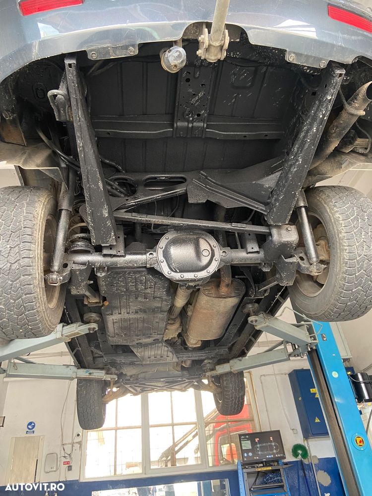 Jeep Grand Cherokee - 14