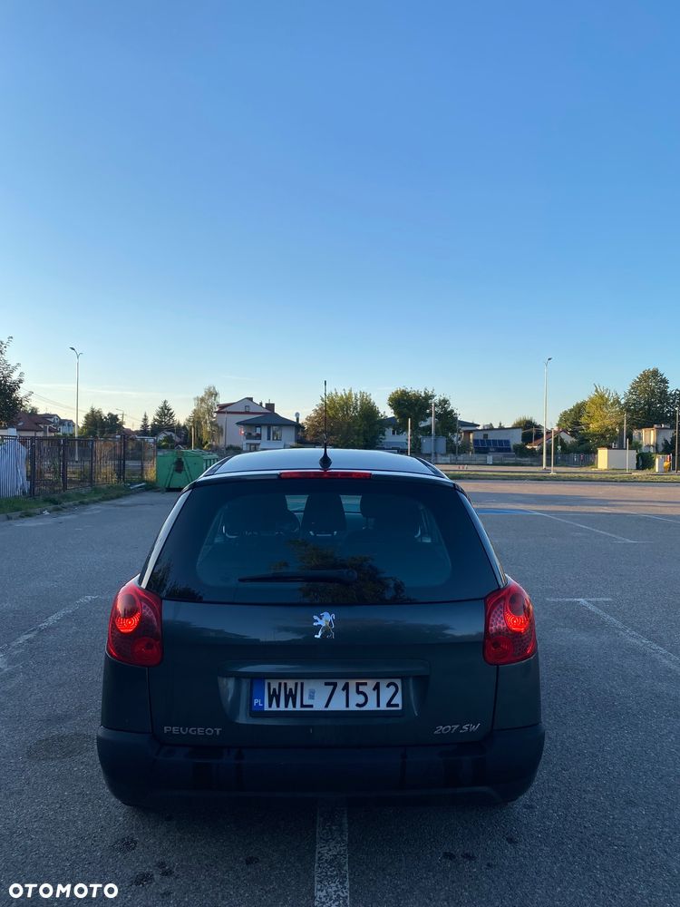 Peugeot 207 1.6 HDi - 14