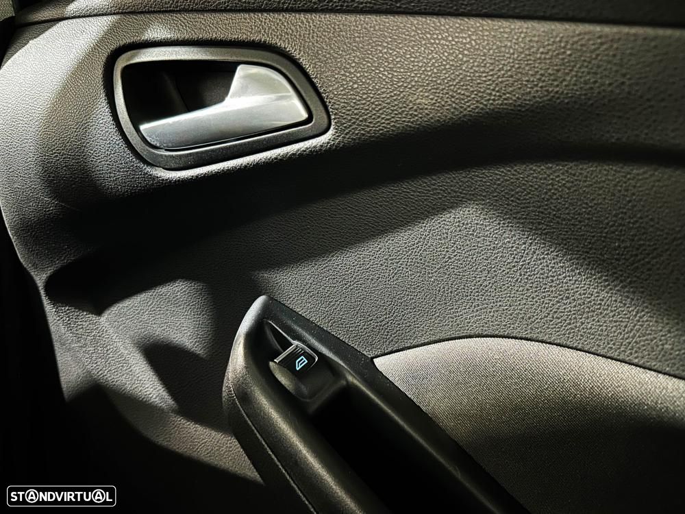 Ford Focus 1.5 TDCi Titanium - 24