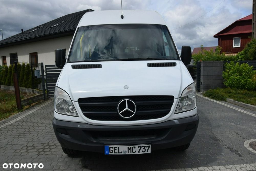 Mercedes-Benz Sprinter - 5